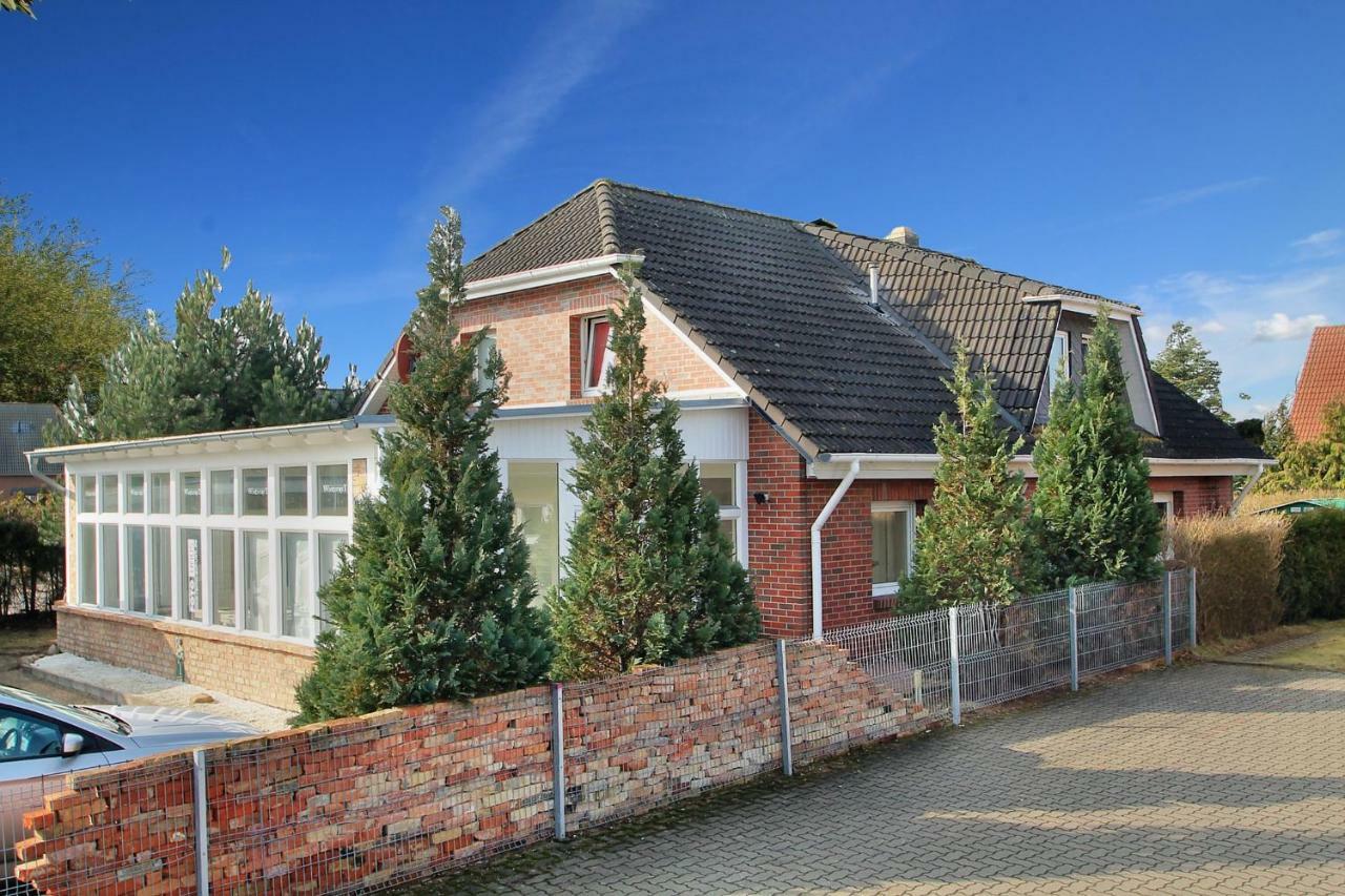 Urlaub Im Wintergarten Rostock-Lichtenhagen-Dorf Apartment Exterior photo